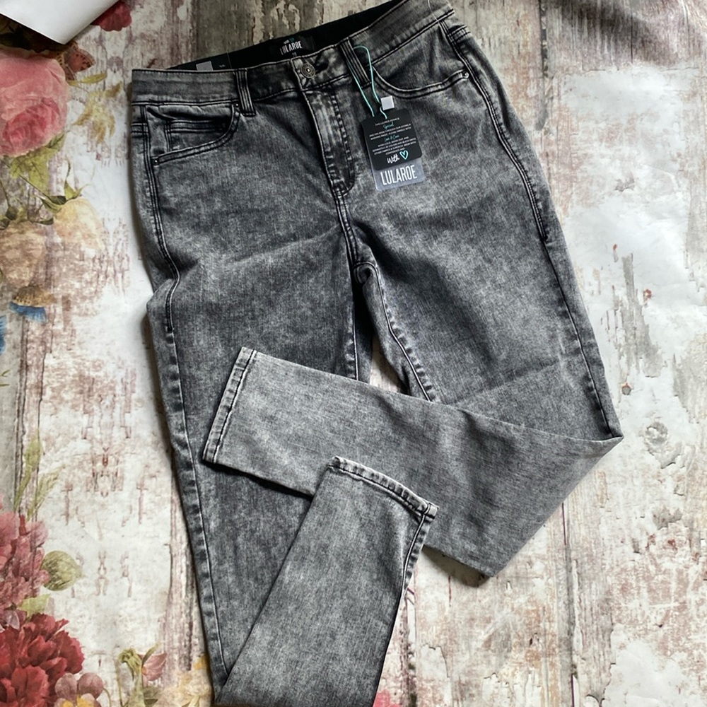 Acid wash gray skinny jeans LuLaRoe nwt
